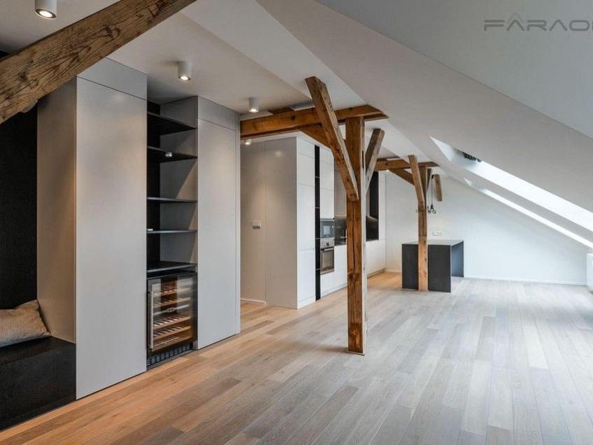 Pronájem bytu 3+1 137 m2