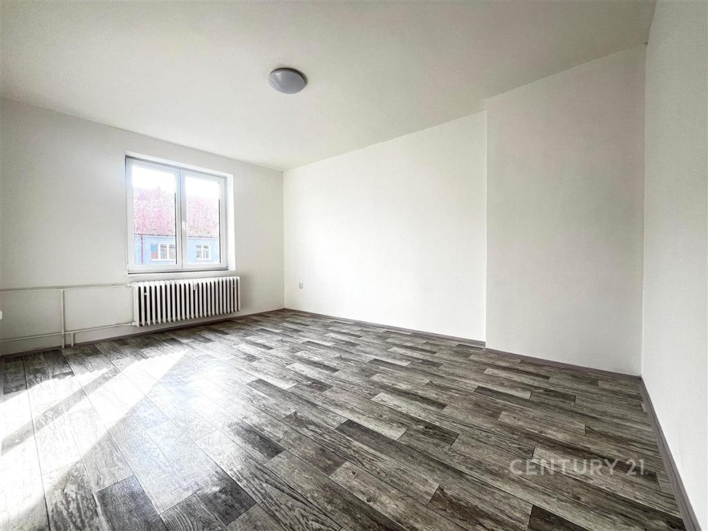 Pronájem bytu 1+1 35 m2, Jirkov – náhled fotky 6