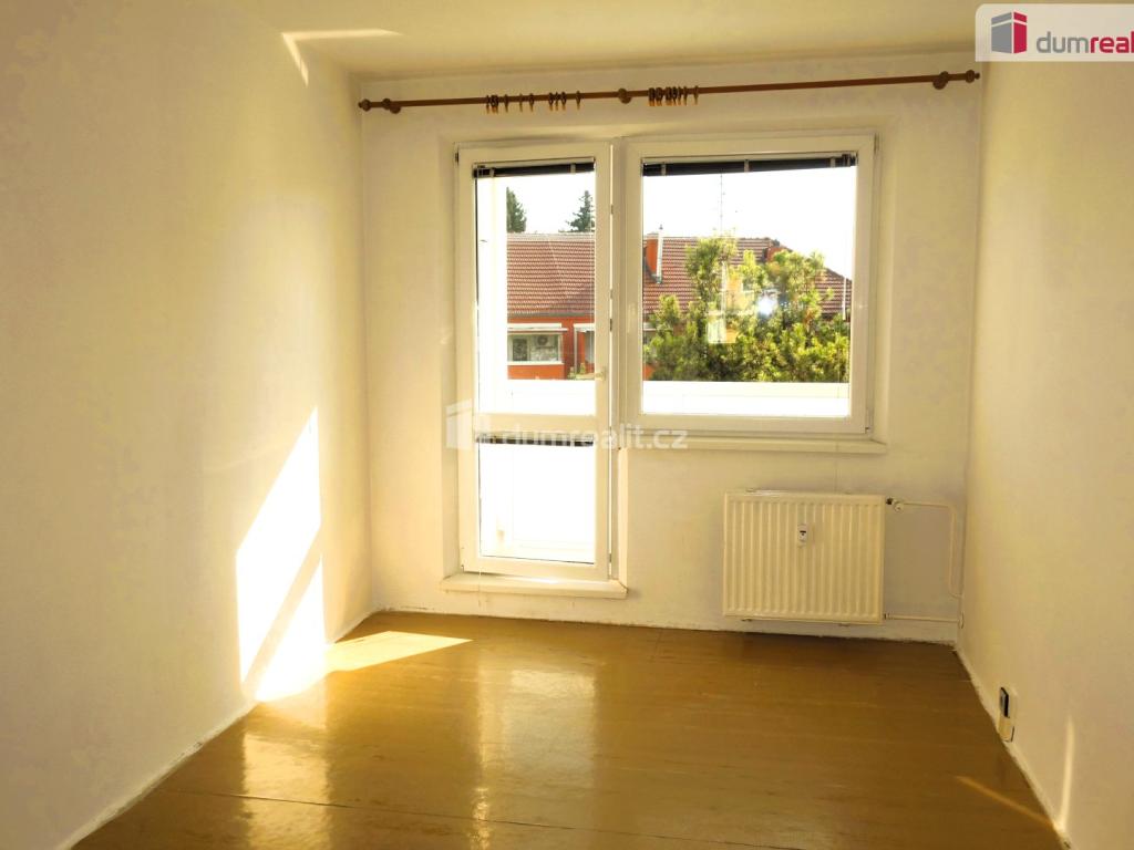 Prodej bytu 3+1 74 m2, Rousínov – náhled fotky 27