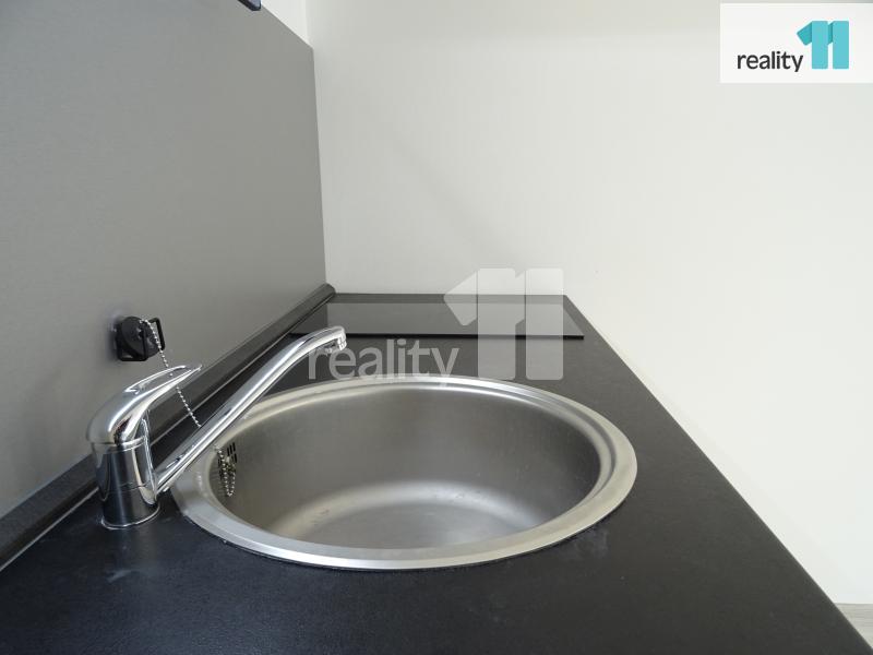 Pronájem bytu 1+kk 30 m2