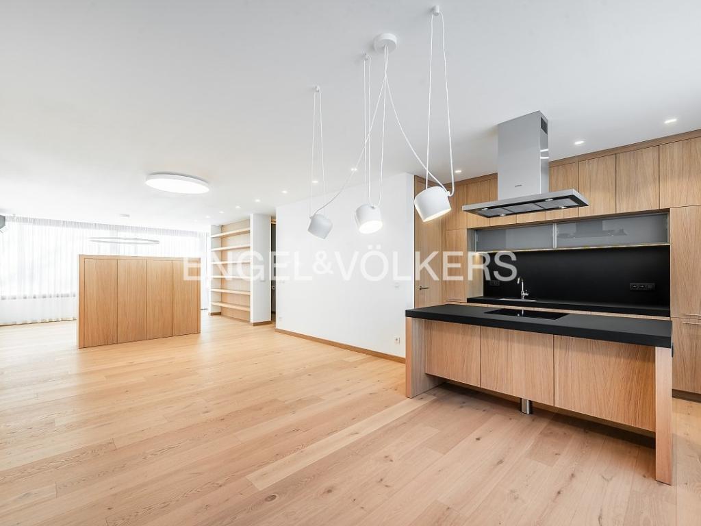 Pronájem bytu 4+kk 138 m2