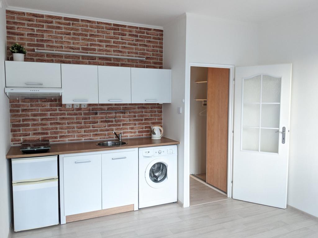 Pronájem bytu 1+kk 20 m2