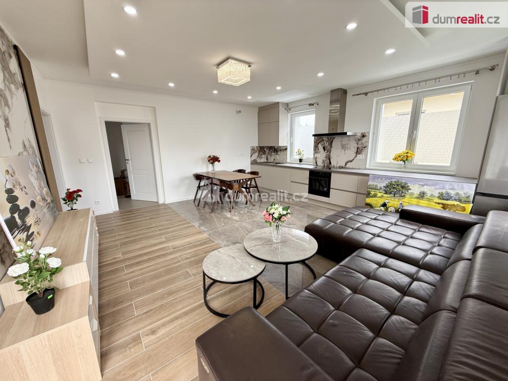 Pronájem domu 98 m² – další