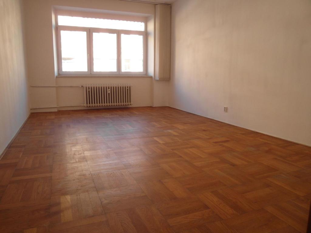 Listing 1