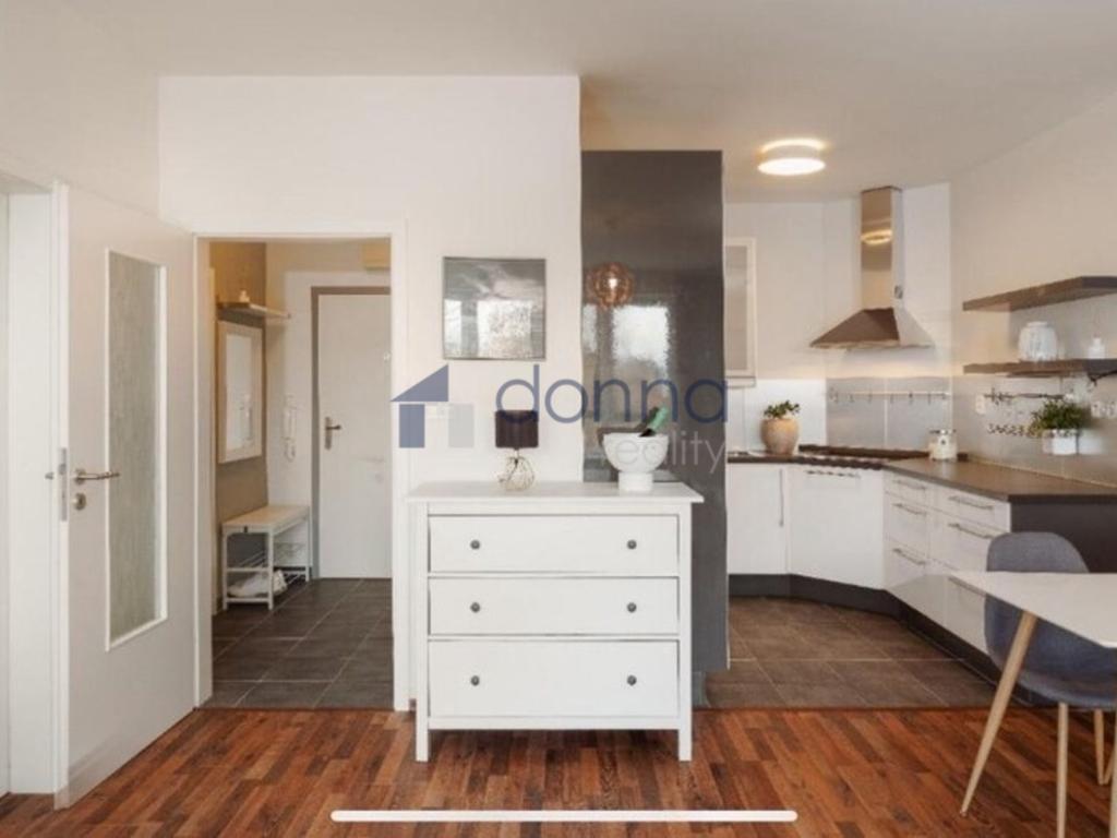 Pronájem bytu 2+kk 54 m2