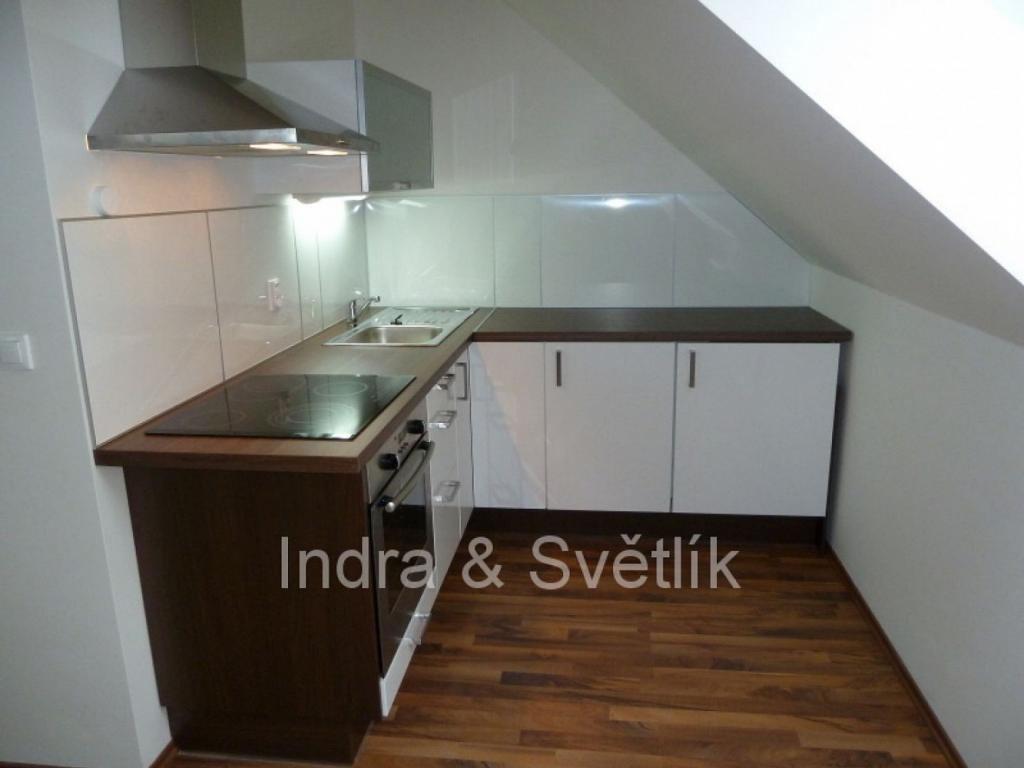 Pronajem bytu 1+kk 36 m2