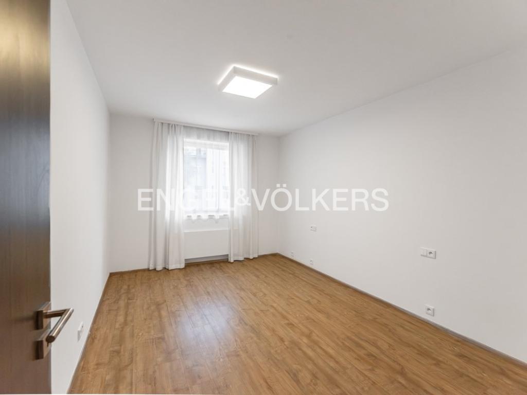 Pronájem bytu 2+kk 70 m2
