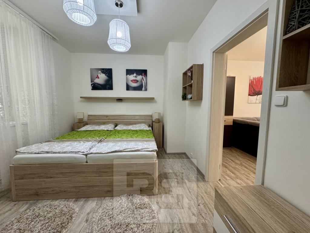 Pronájem bytu 3+kk 80 m2