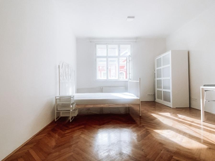Pronájem bytu 1+kk 33 m2