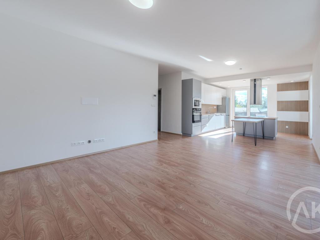 Pronájem bytu 3+kk 86 m2