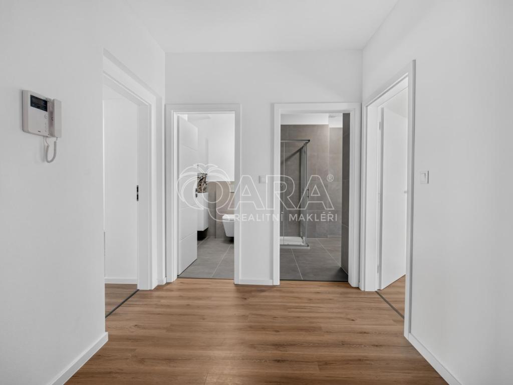 Prodej bytu 3+kk 71 m² – pohled 3