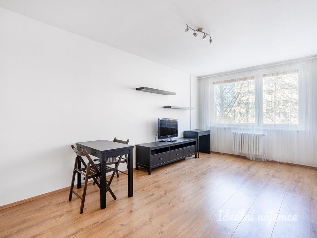 Pronájem bytu 2+kk 44 m2