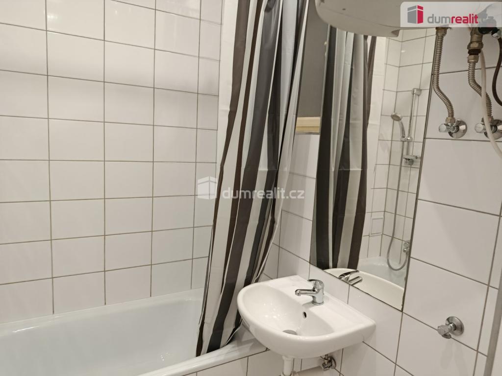 Pronájem bytu 2+kk 58 m2, Praha – náhled fotky 11