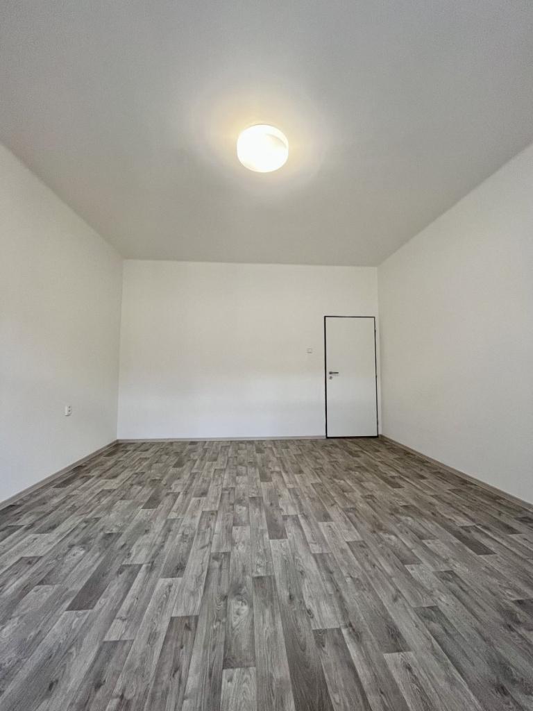 Pronájem bytu 1+1 50 m2