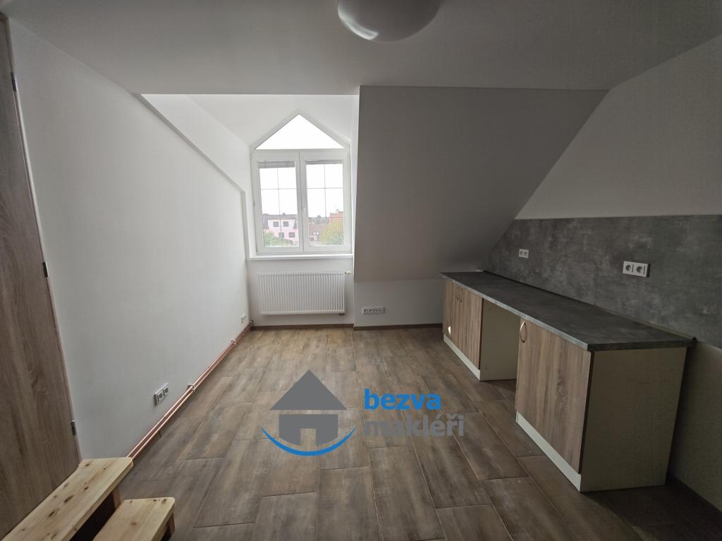 Pronájem bytu 3+1 88 m2