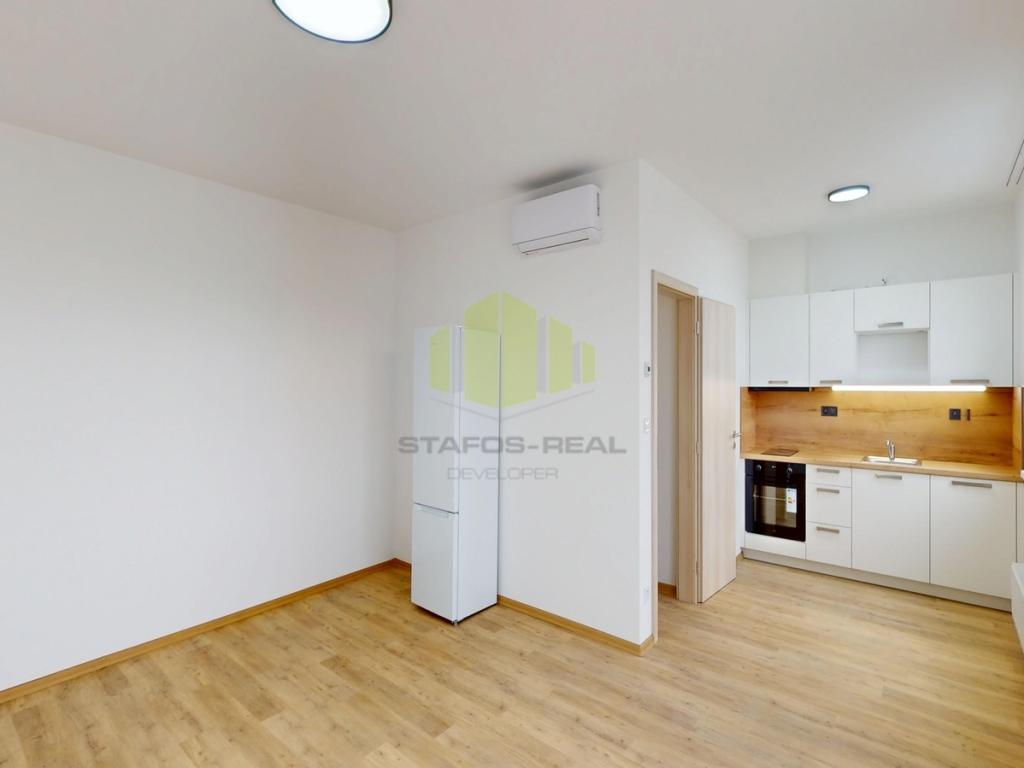 Pronájem bytu 1+kk 38 m2