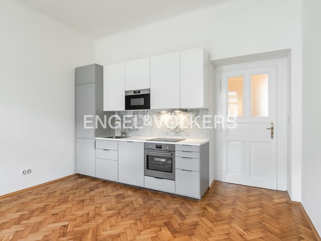 Pronájem bytu 3+kk 90 m2