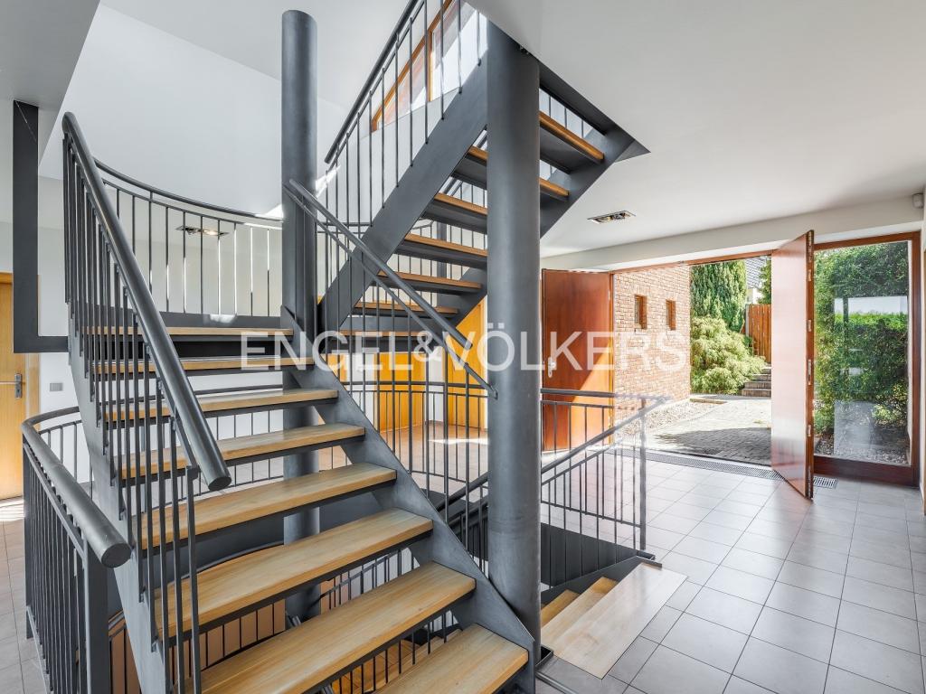 Prodej domu 383 m² – pohled 3