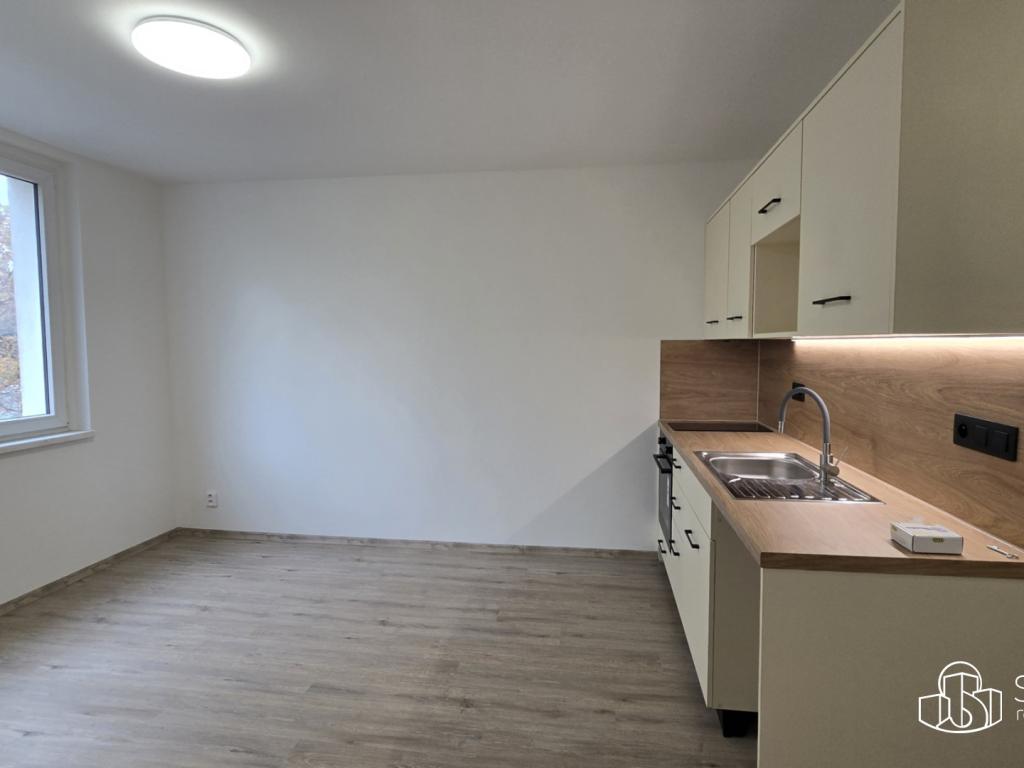 1+1 Apartment in Sokolov, Vítkov - View 3