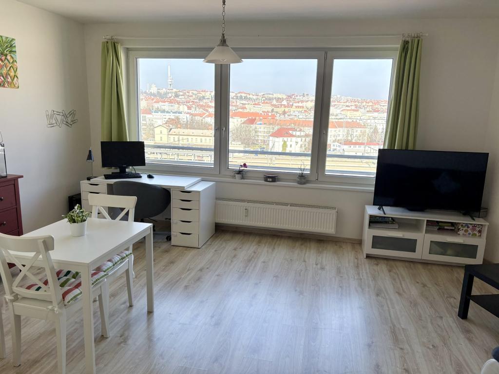 Pronájem bytu 2+kk 62 m2