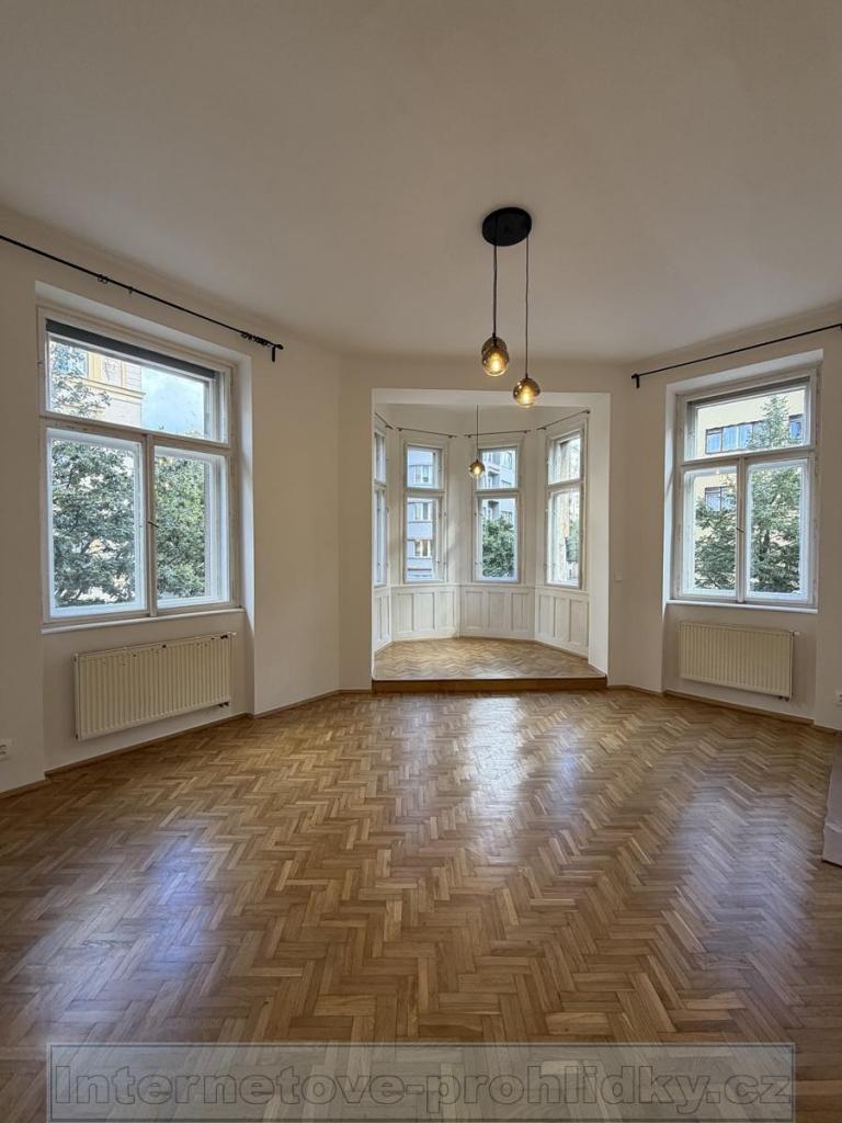 Pronájem bytu 2+1 74 m2