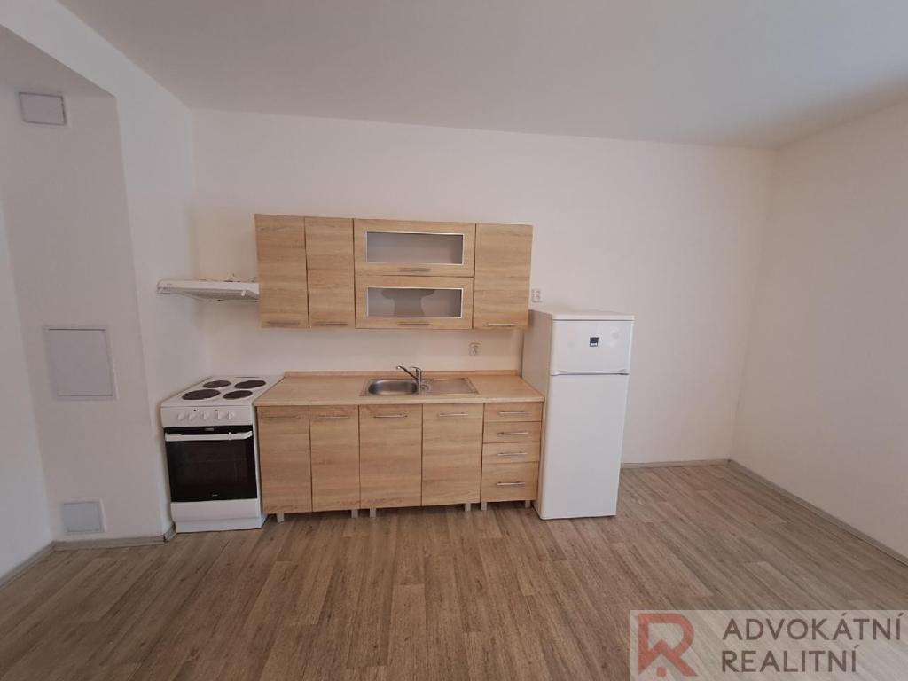 Pronájem bytu 1+kk 33 m2