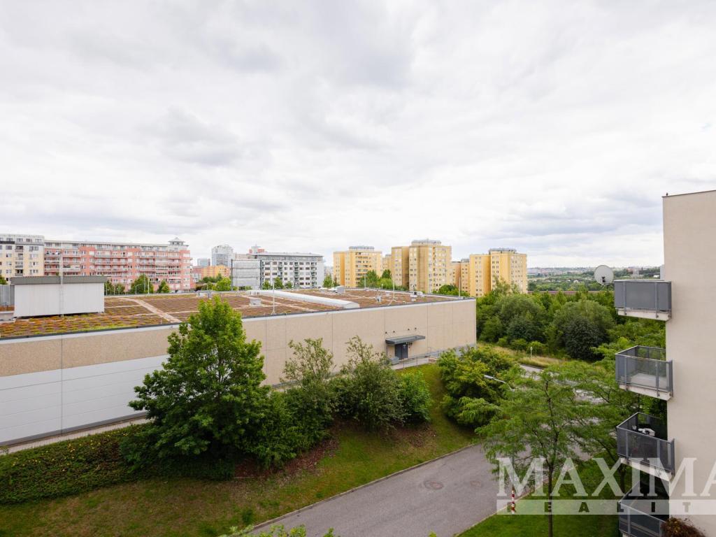 Prodej bytu 2+kk 49 m2, Praha – náhled fotky 17