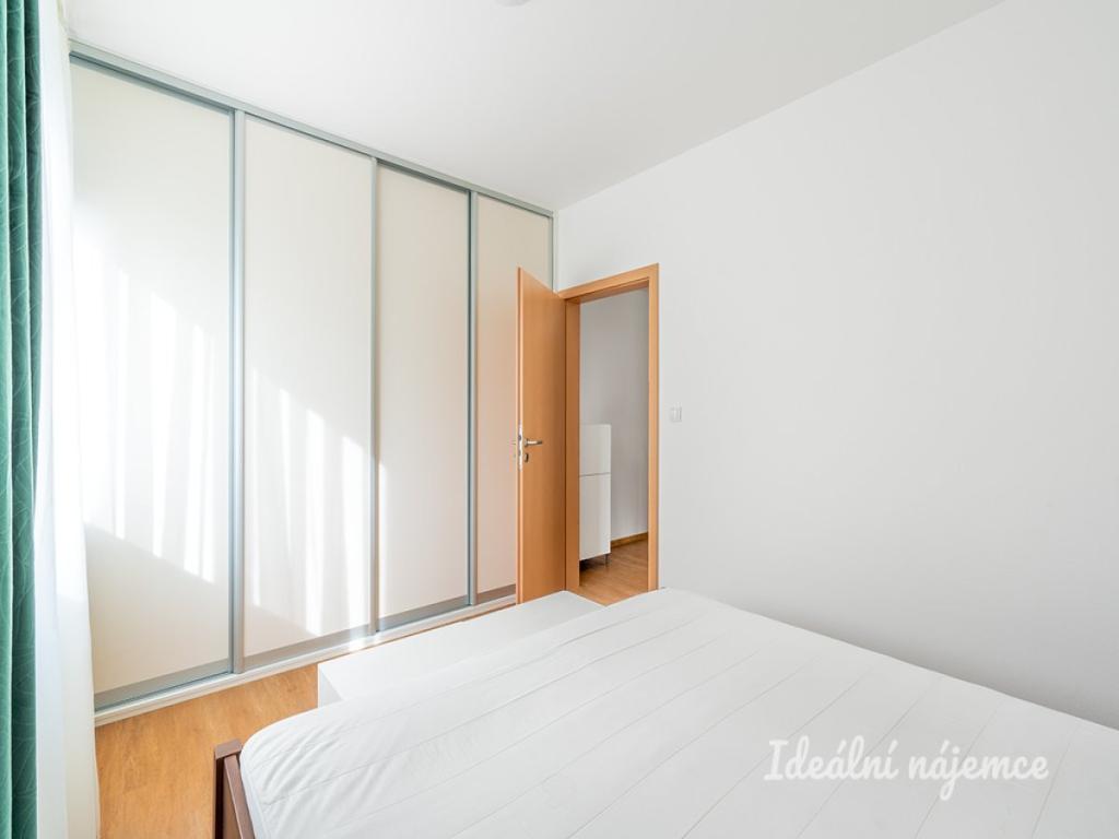 Pronájem bytu 2+kk 44 m2, Hostivice – náhled fotky 4
