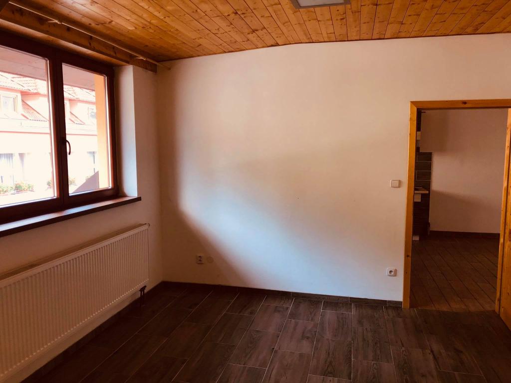 Pronajem bytu 4+kk 140 m2