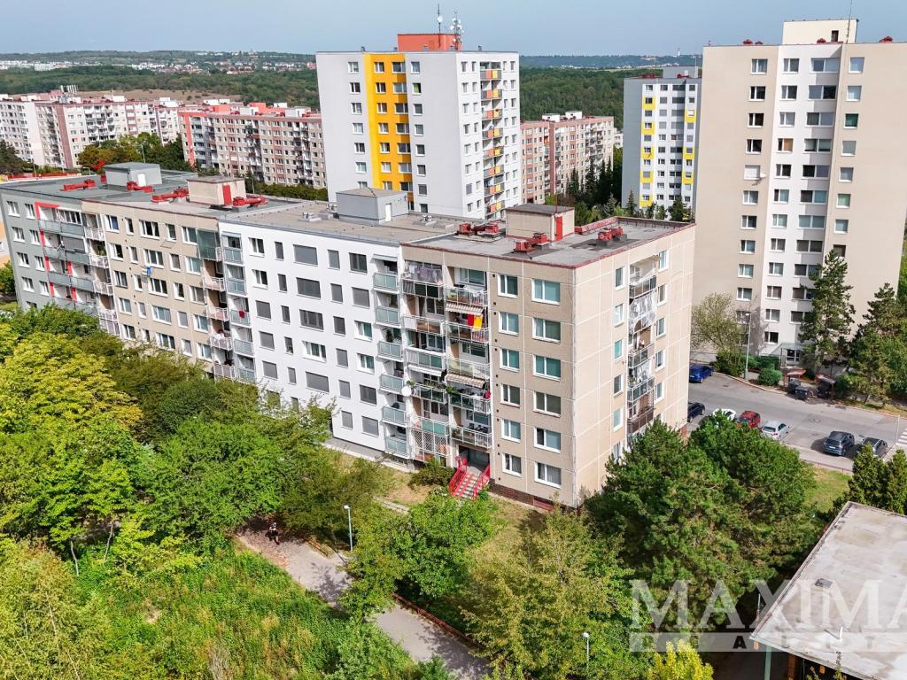 Prodej bytu 3+1 76 m2, Praha – náhled fotky 28