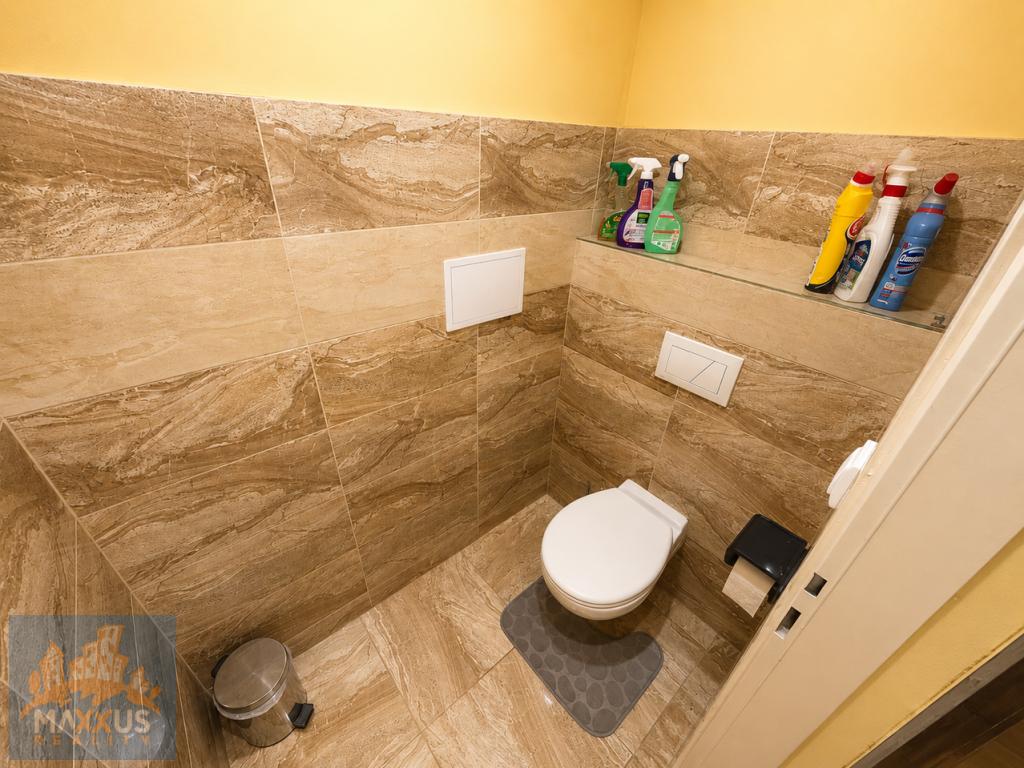 Pronájem bytu 1+1 49 m2, Praha – náhled fotky 13