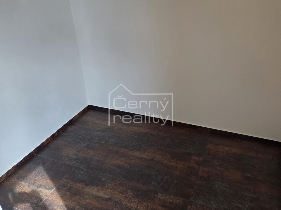 Prodej domu 55 m2, Pardubice – náhled fotky 12