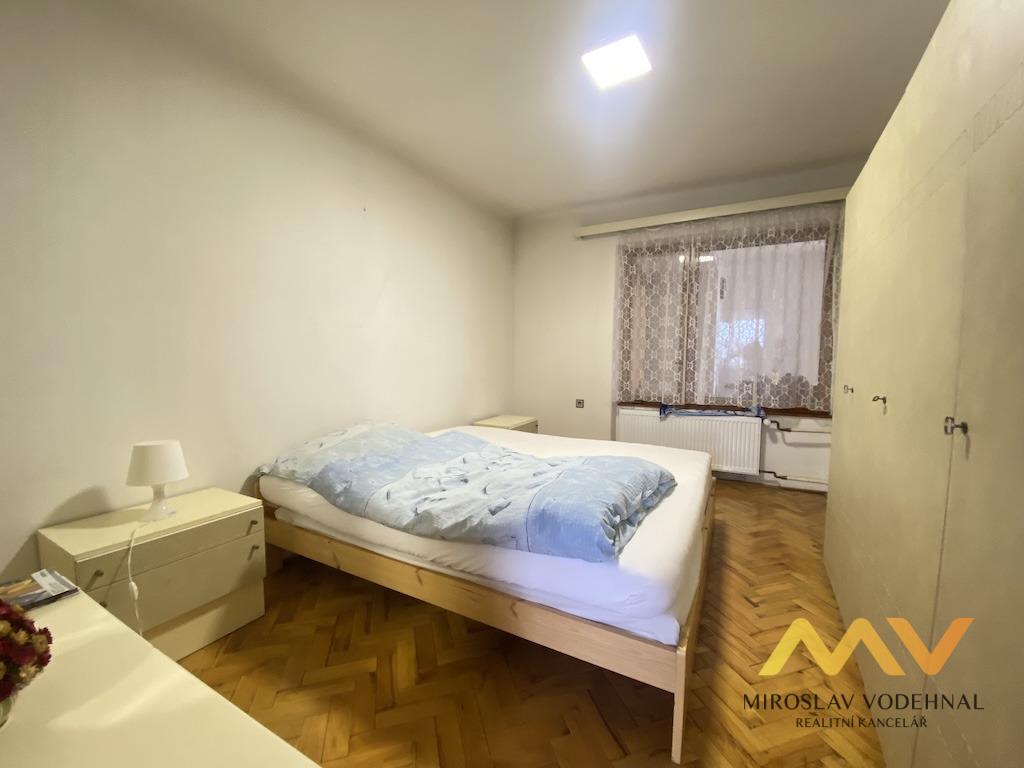 Pronájem bytu 3+1 90 m2, Hradec Králové – náhled fotky 14
