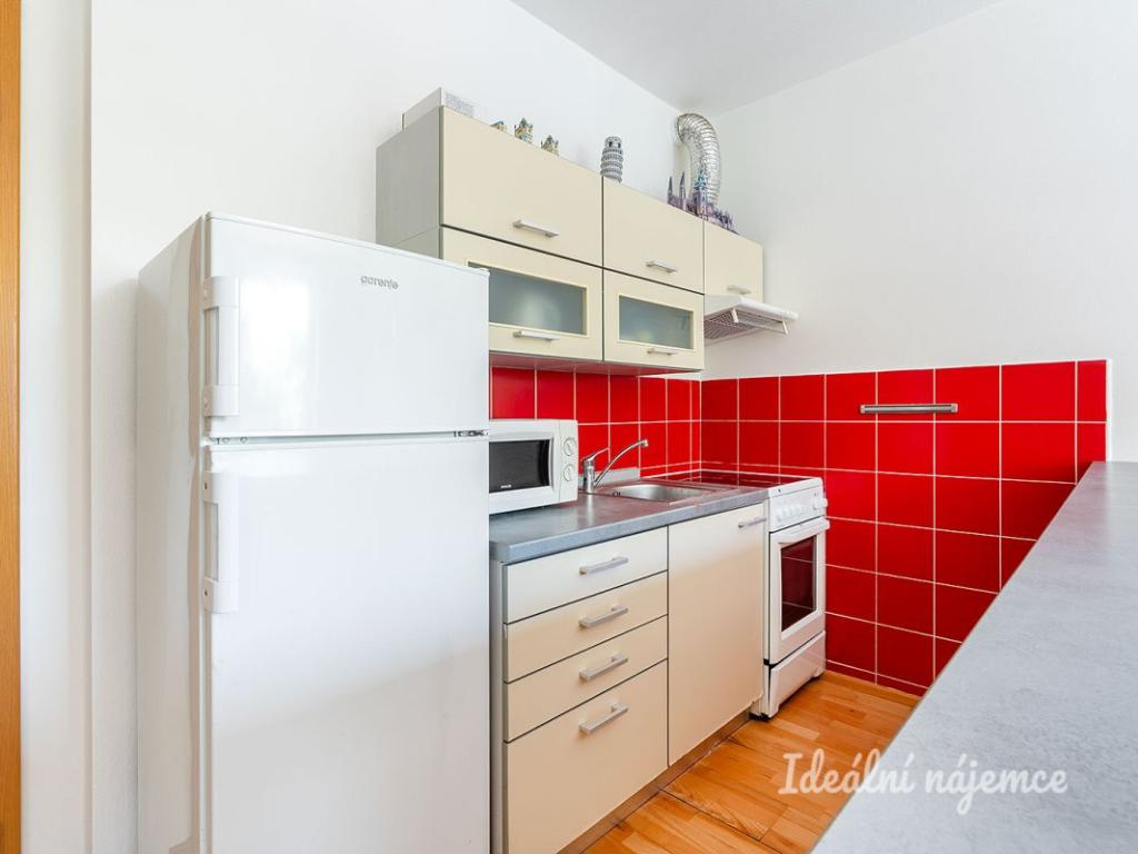 Pronájem bytu 1+kk 32 m2