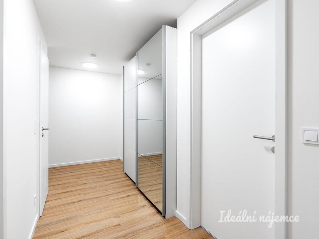 Pronájem bytu 3+kk 73 m2, Kladno – náhled fotky 12