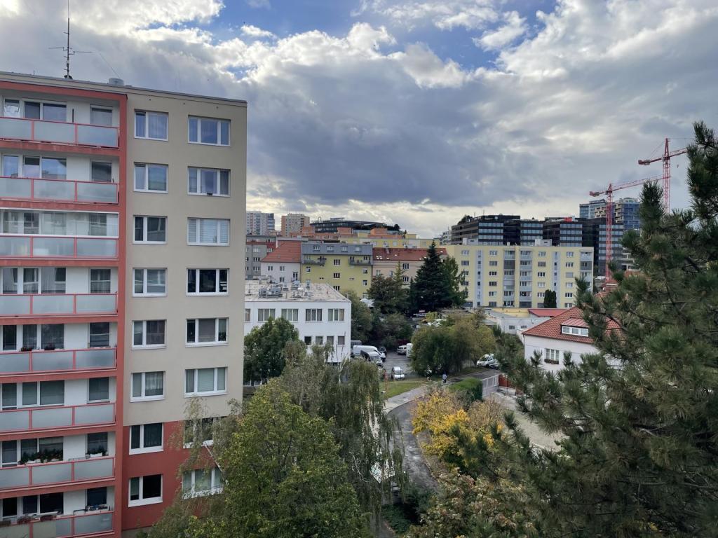 Prodej bytu 2+kk 41 m2, Praha – náhled fotky 9
