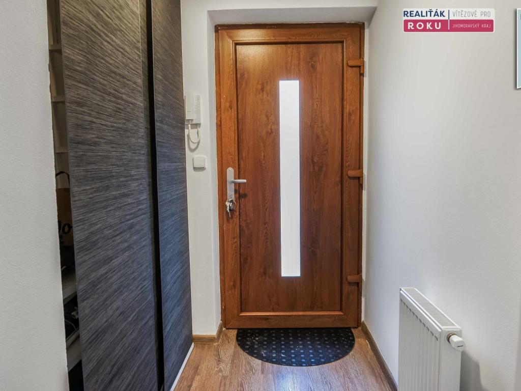 Pronájem bytu 1+kk 27 m2