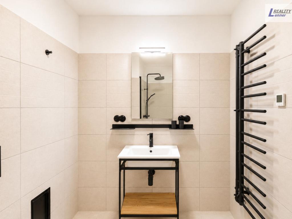 Pronájem bytu 1+kk 48 m2, Jince – náhled fotky 6
