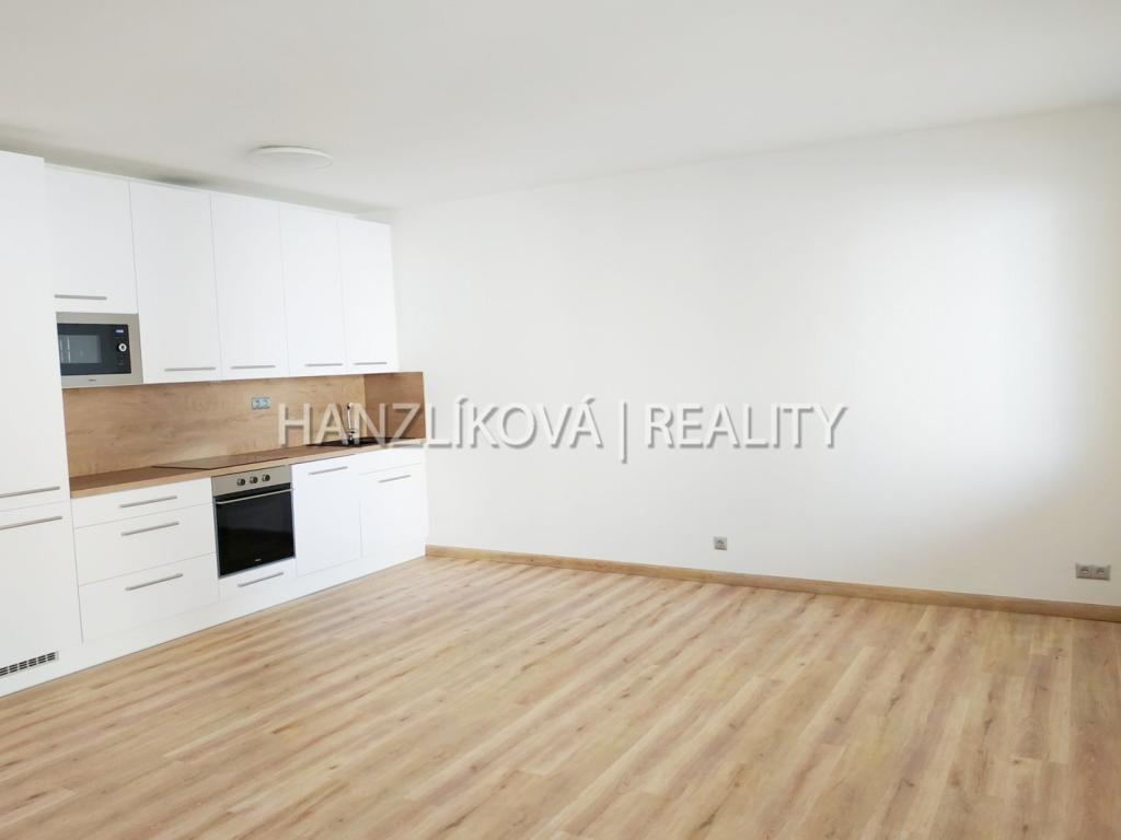 Pronájem bytu 1+kk 40 m2
