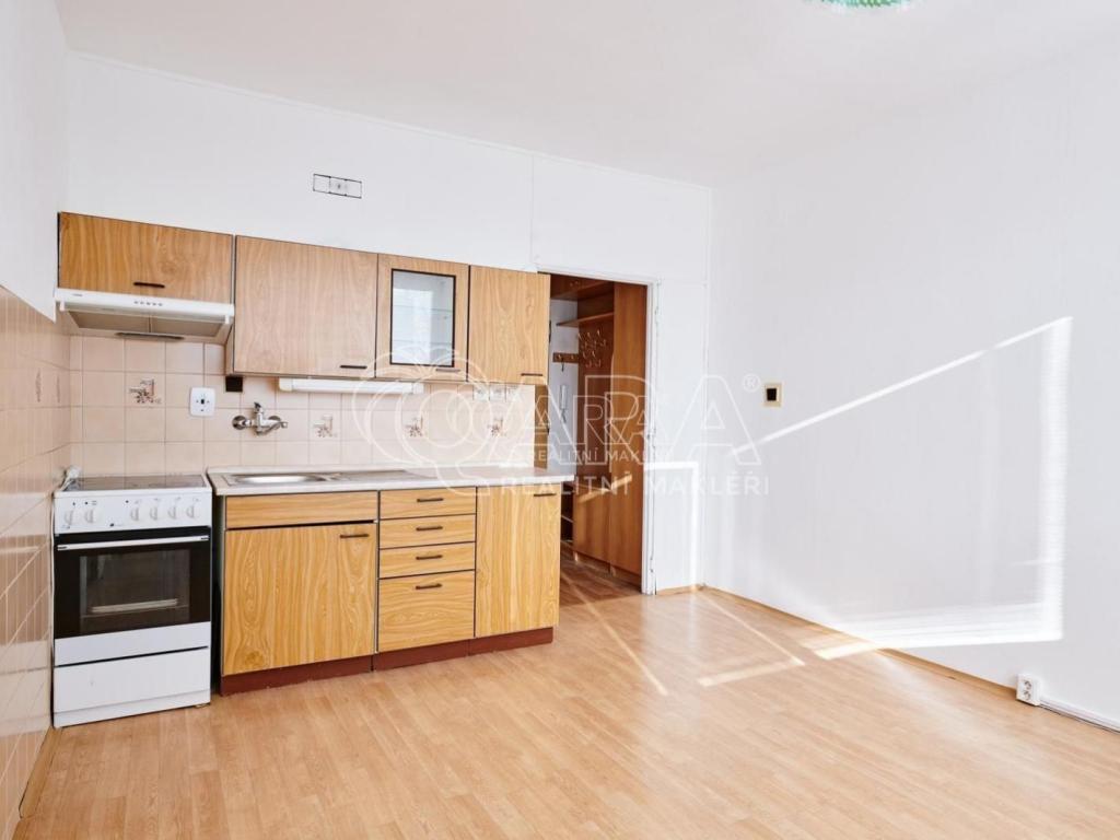 Pronájem bytu 1+1 37 m2