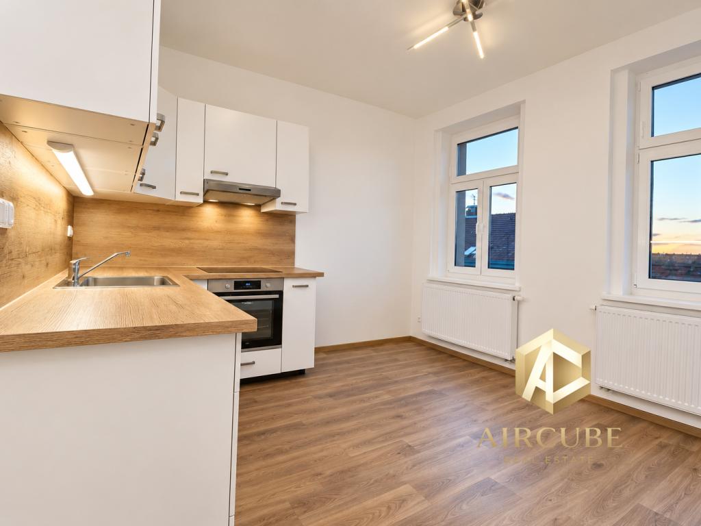 Pronájem bytu 2+kk 42 m2