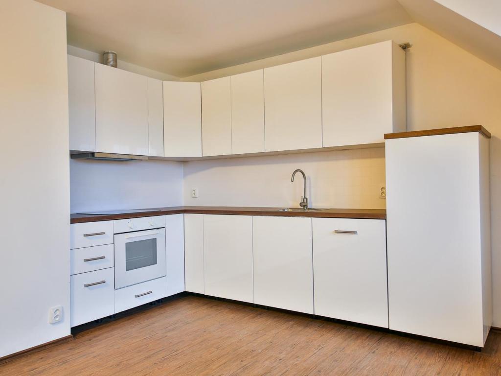 Pronájem bytu 2+kk 58 m2