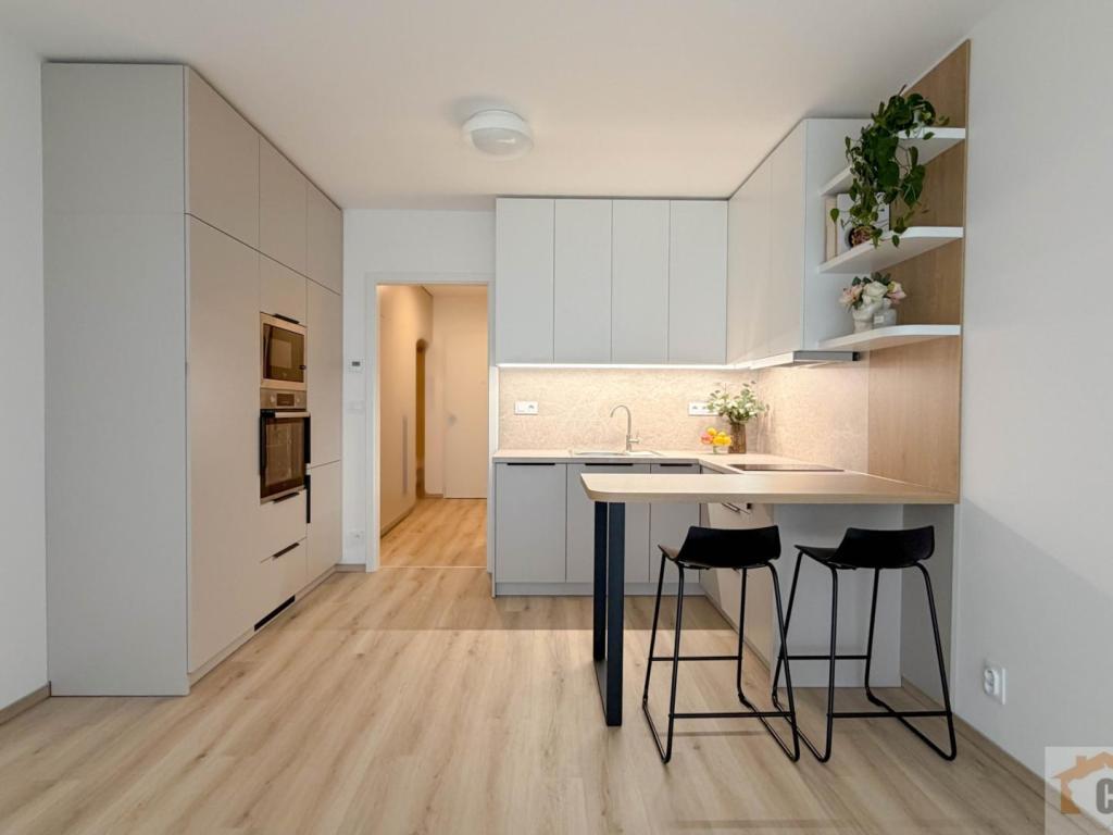 Pronájem bytu 2+kk 50 m2