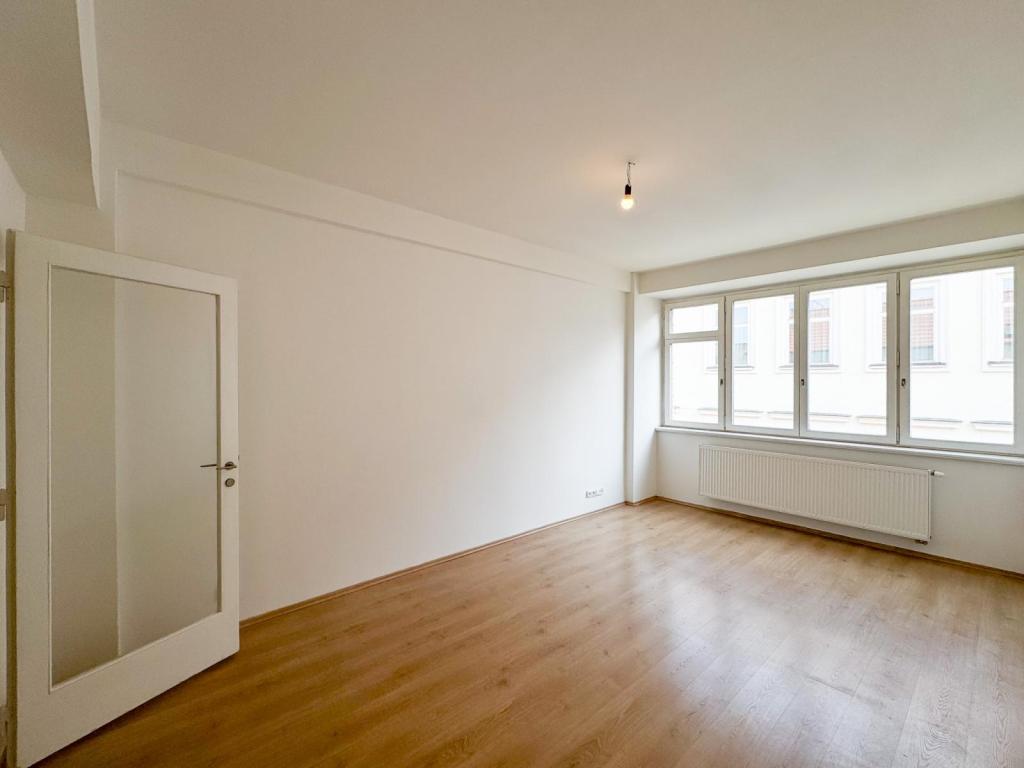 Pronájem bytu 1+kk 27 m2