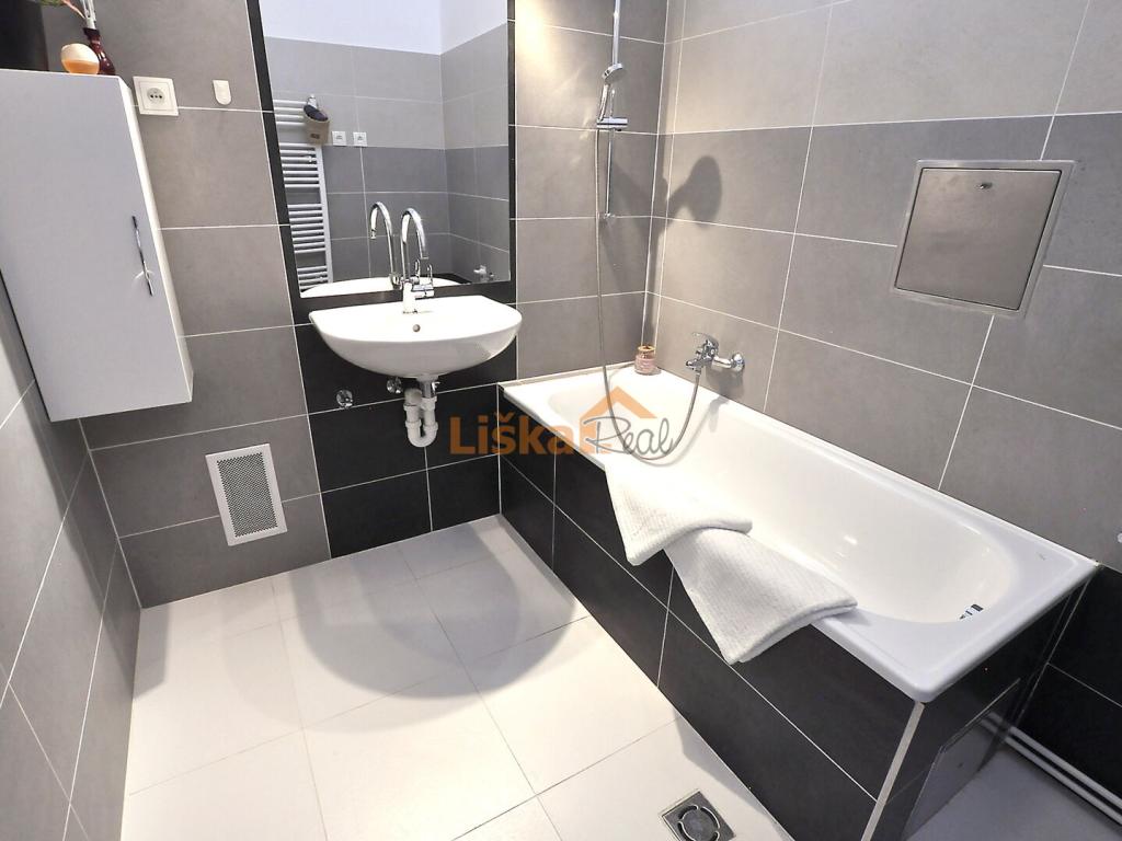 Pronájem bytu 2+1 93 m2