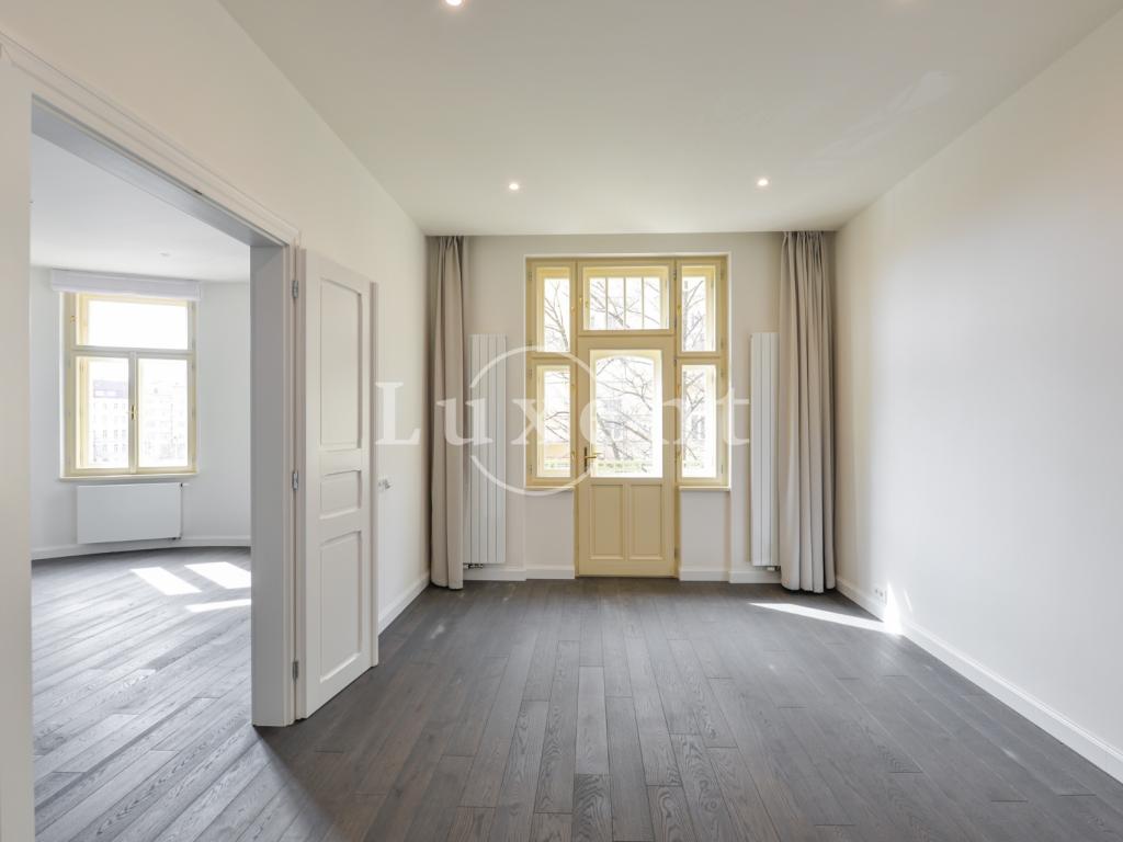 Pronájem bytu 4+kk 137 m2, Praha – náhled fotky 7