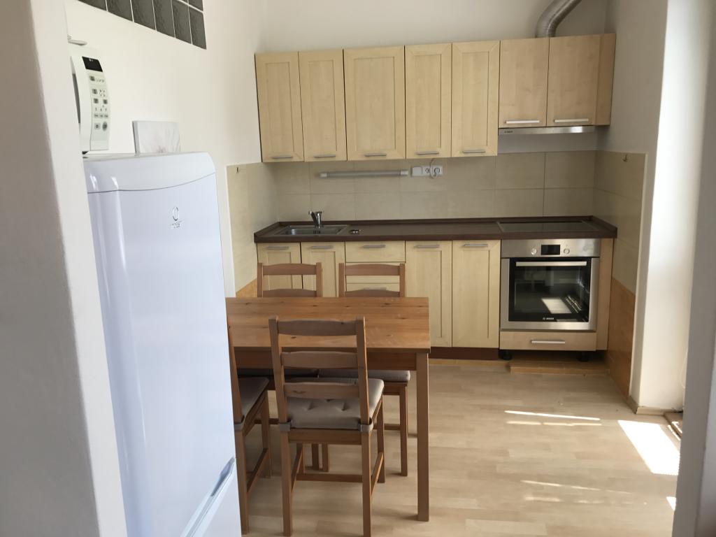 Pronájem bytu 1+1 40 m2