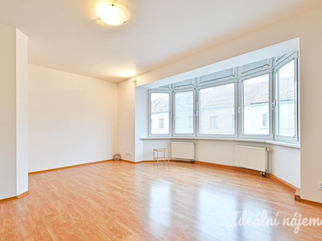 Pronájem bytu 2+kk 53 m2
