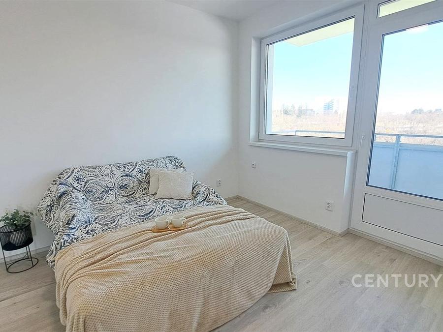 Pronájem bytu 2+kk 63 m2