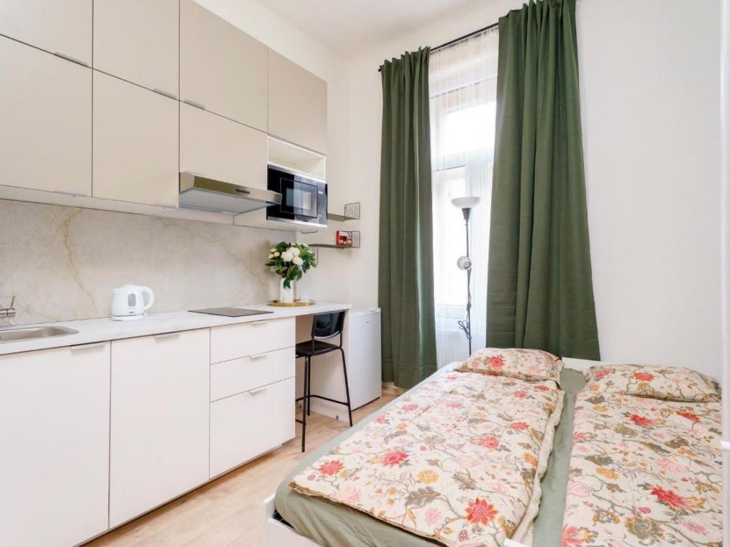 Pronájem bytu 1+kk 35 m2